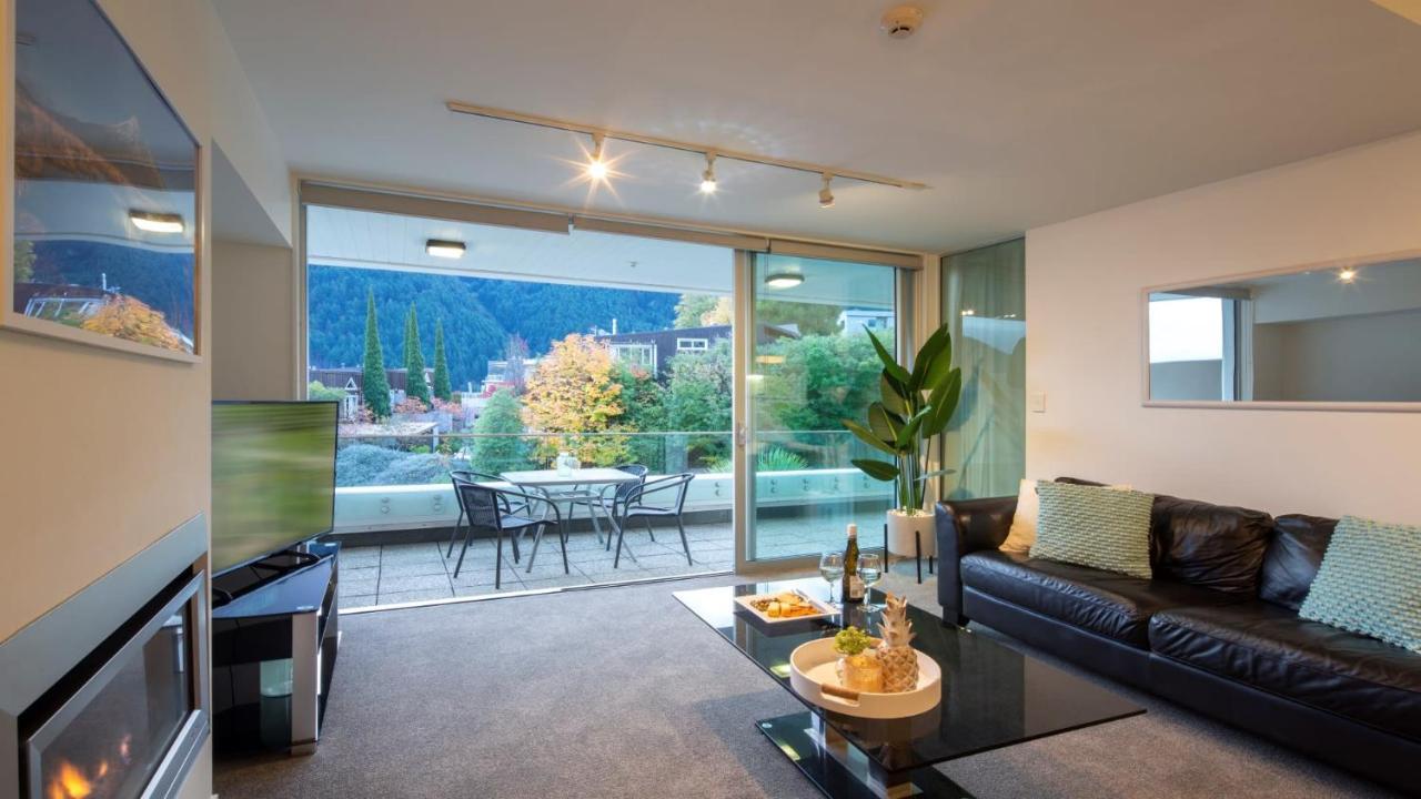 Bowen18 Lake Views Gas Fire Bbq Queenstown Extérieur photo