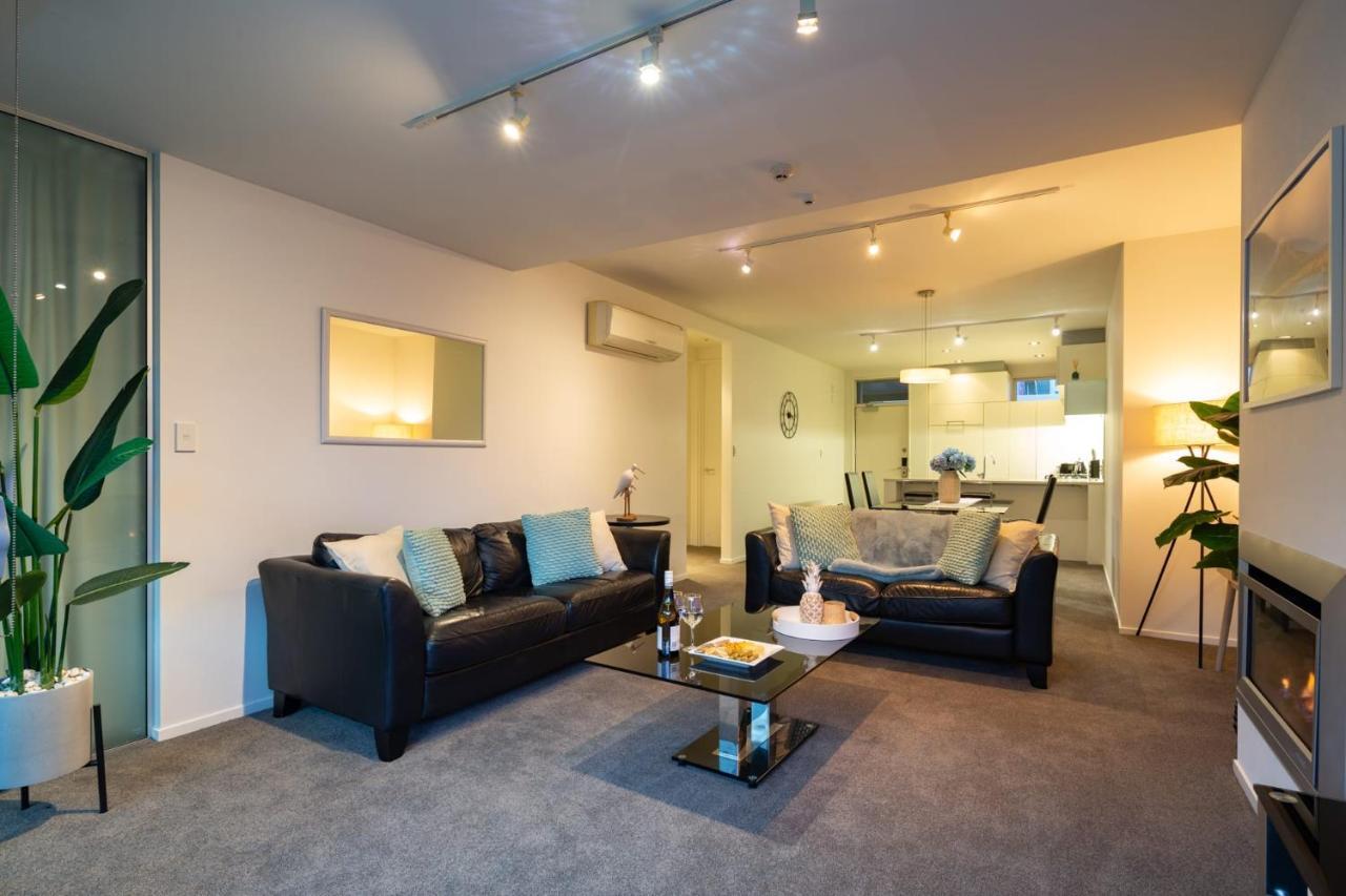 Bowen18 Lake Views Gas Fire Bbq Queenstown Extérieur photo